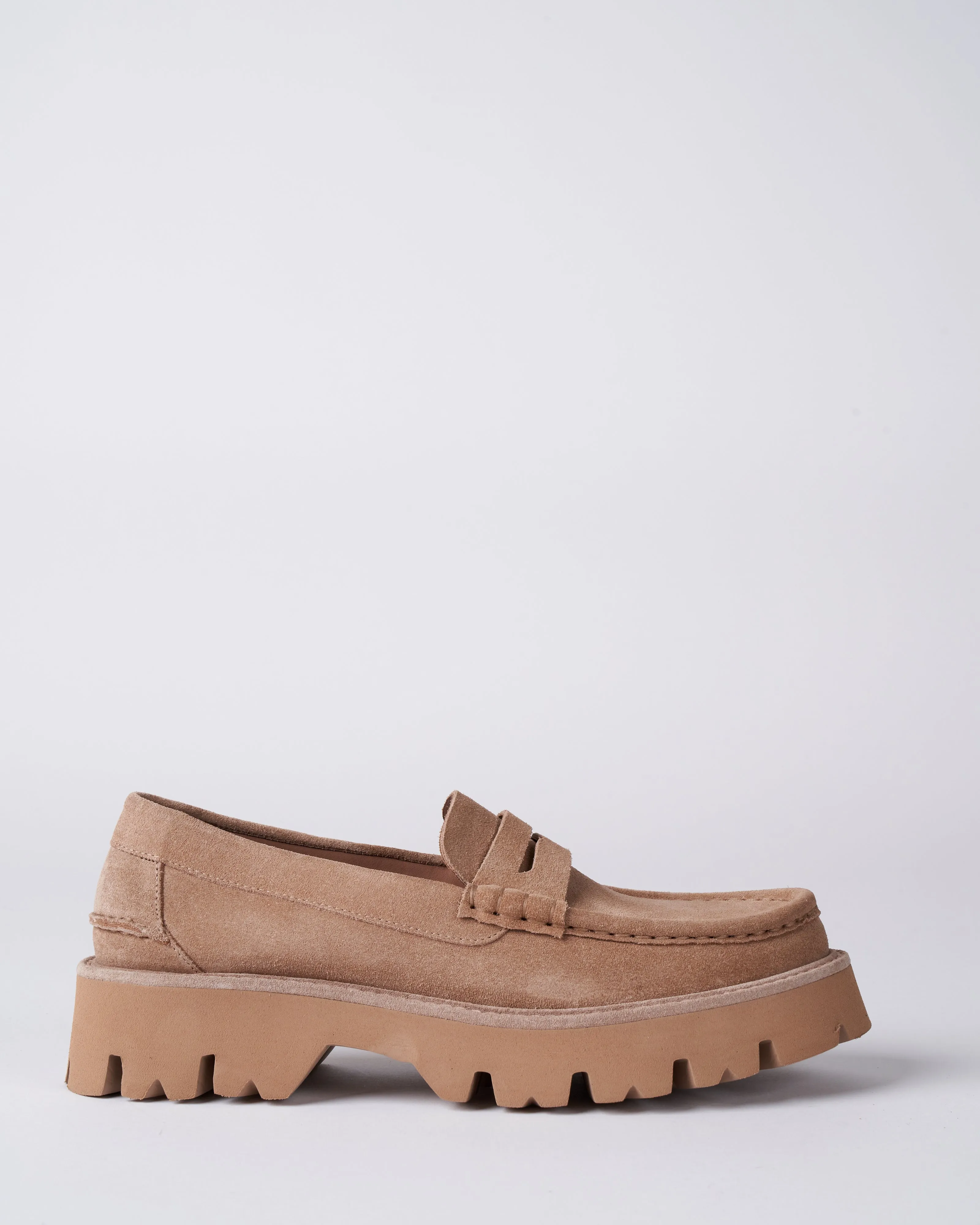 sebas loafer - desert velour